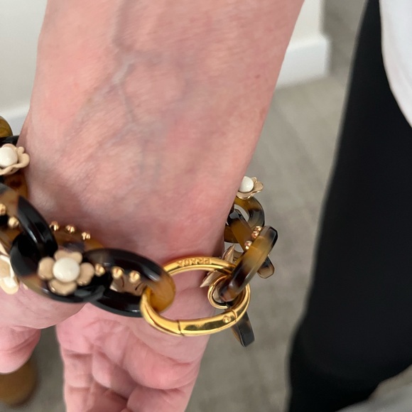 Rare Prada Tortoise Link Bracelet - Picture 12 of 15
